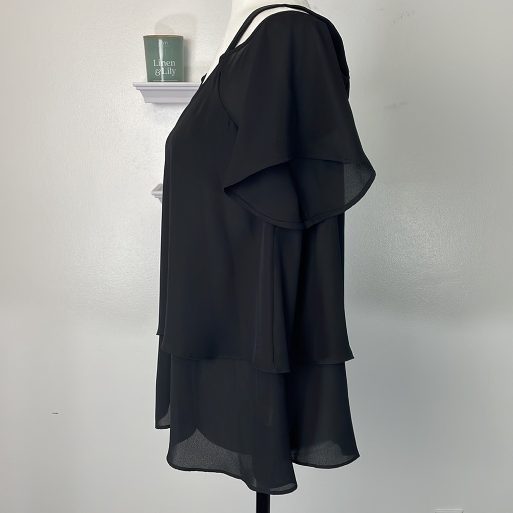 DR2 Black Cold Shoulder Ruffled Open Shoulder Top Size Small - Picture 2 of 13